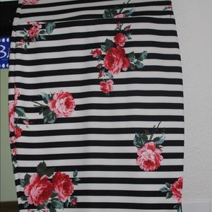 Striped pencil skirt